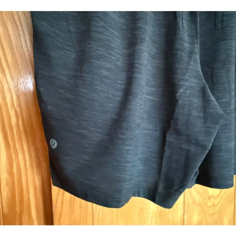 Black Lululemon Men’s T.H.E. Short Linerless 7